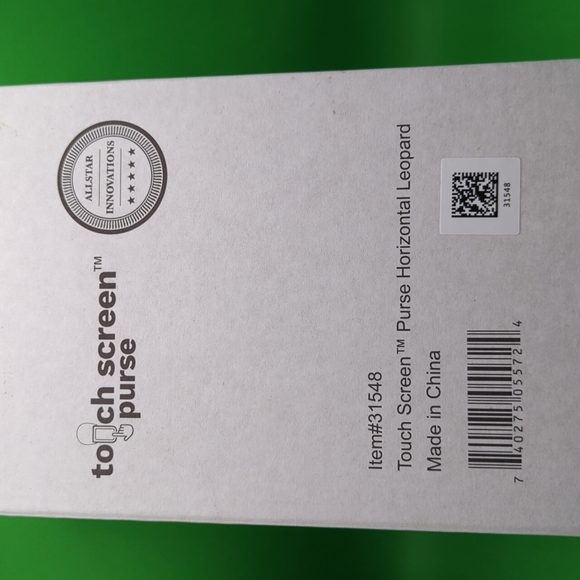 Touchscreen Purse (brand new, leopard) - Picture 6 of 6